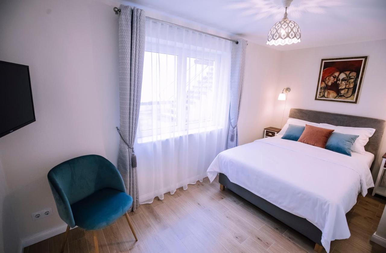 Chic Central Studio Сибиу Экстерьер фото